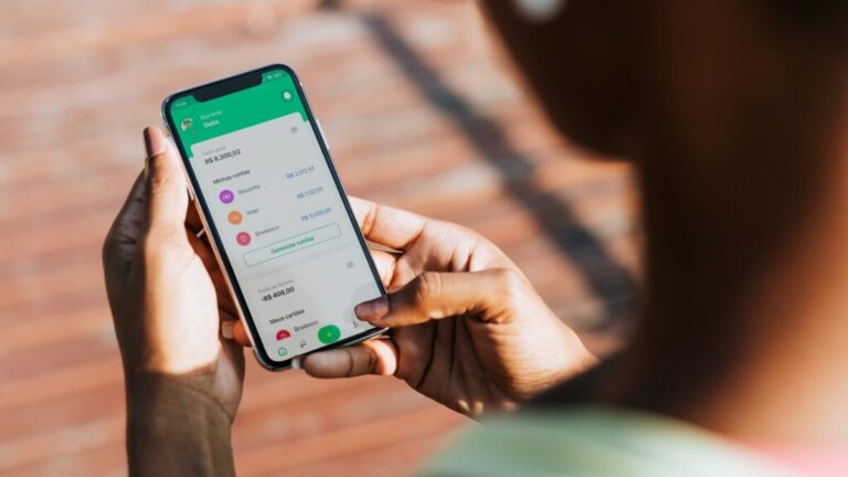 How Americans are using financial apps to manage family budgets?