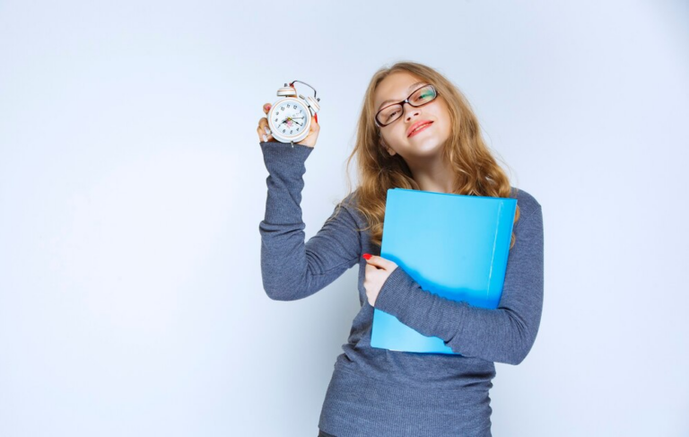 Strategies for effectively managing student debt in the US!