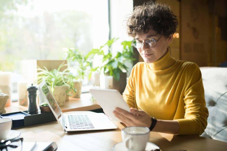 Financial planning for freelancers in the U.S.: Hhow to manage variable income and taxes