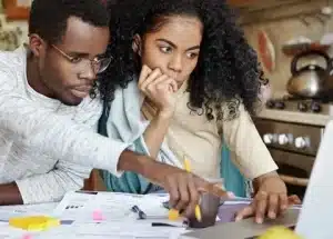 Family budget: How to control your spending and save more in the US