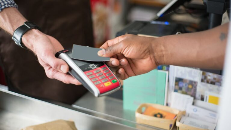 Banche e credito per lavoratori autonomi: nuove soluzioni digitali per un pubblico in crescita