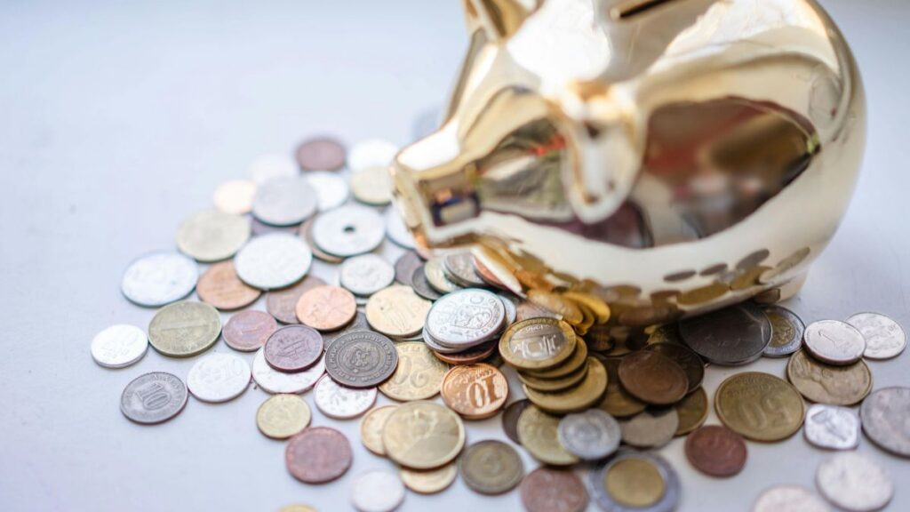 Filiali ibride: come le banche uniscono assistenza umana e intelligenza artificiale nel 2025