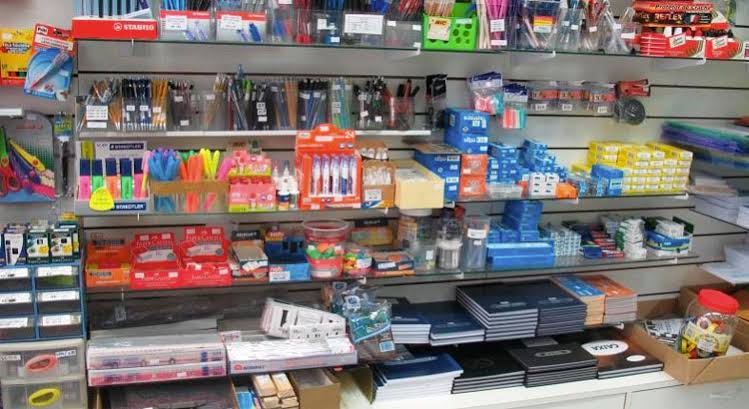 Como montar uma papelaria pequena? O que se vende? Como fazer?